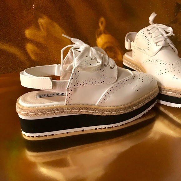 Cape Robbin Shoes - Oxfords with heel strap